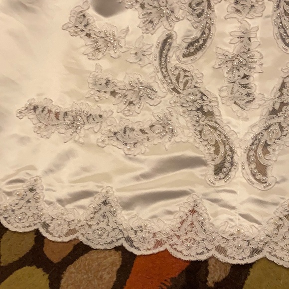 EUC sz L Vintage ivory satin wedding gown - Host Pick - Picture 8 of 13